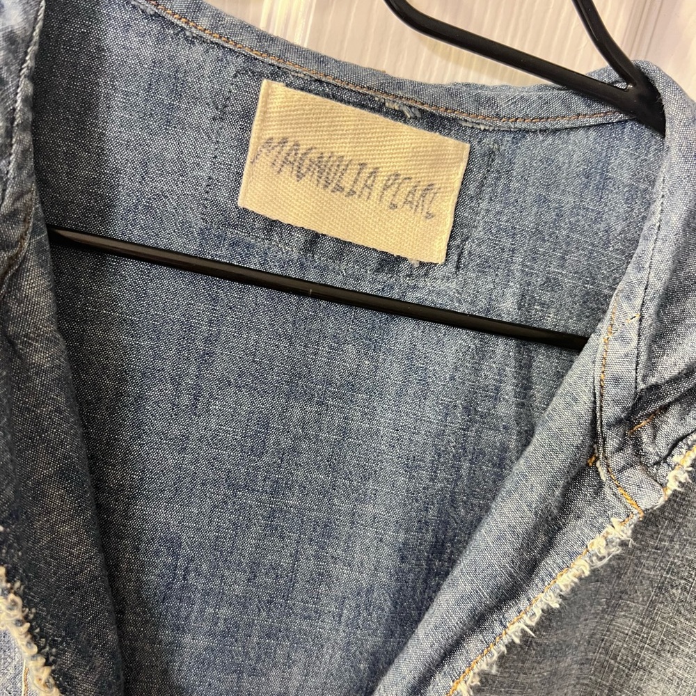 ❌SOLD❌💫RESERVED💫Magnolia Pearl Denim Baja Poncho (posted price accepted)☄️ - Picture 8 of 9